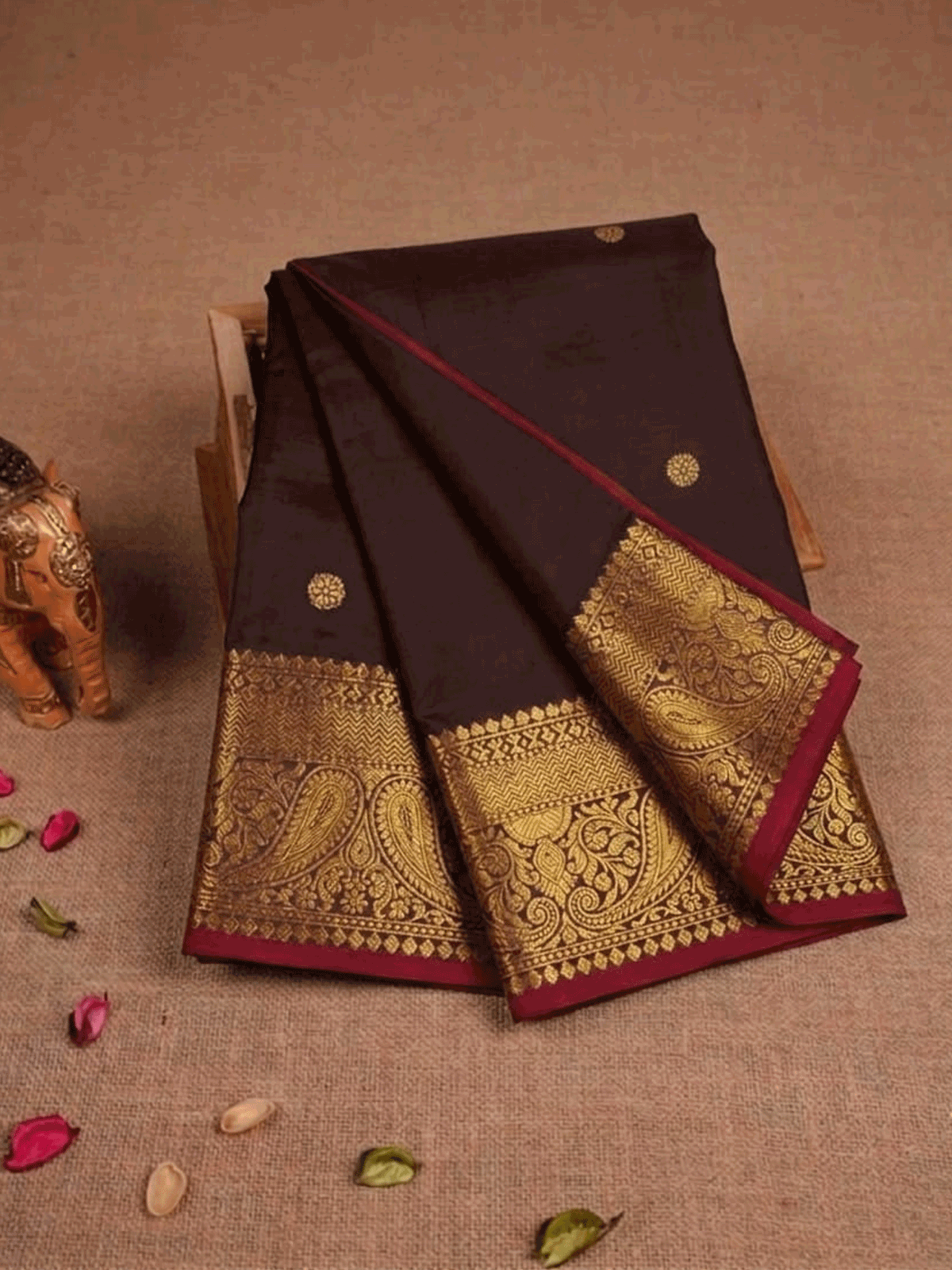 Banarasi Semi Katan Semi Silk Sarees1-2