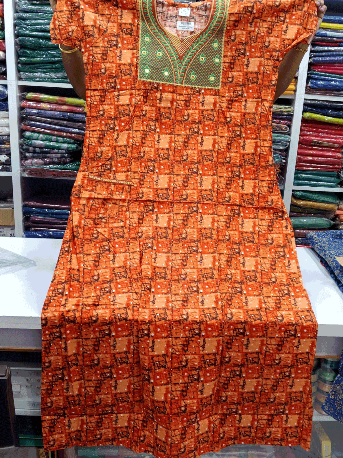 Embroidery-Nighty1-2