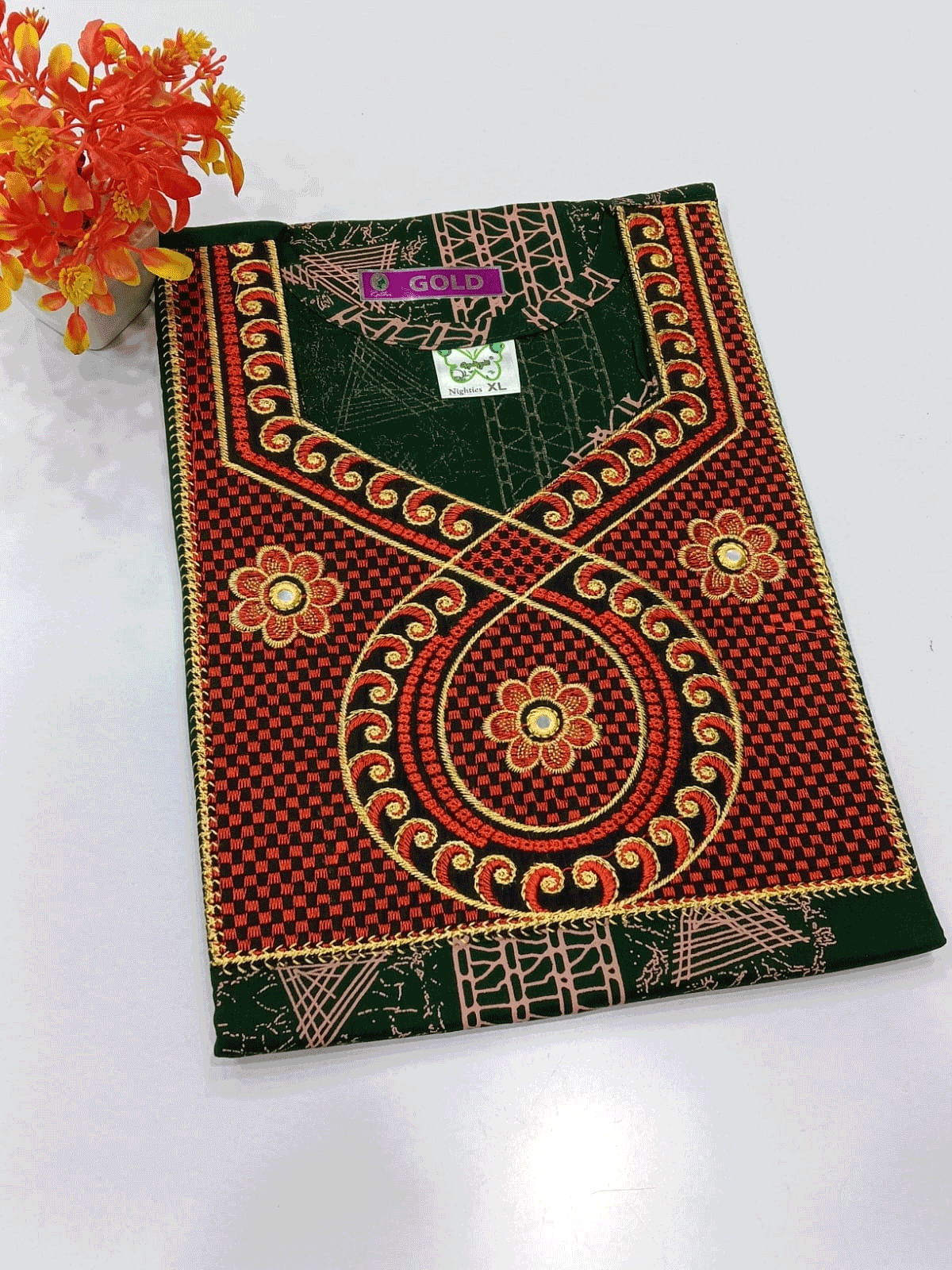 Embroidery-Nighty2-1