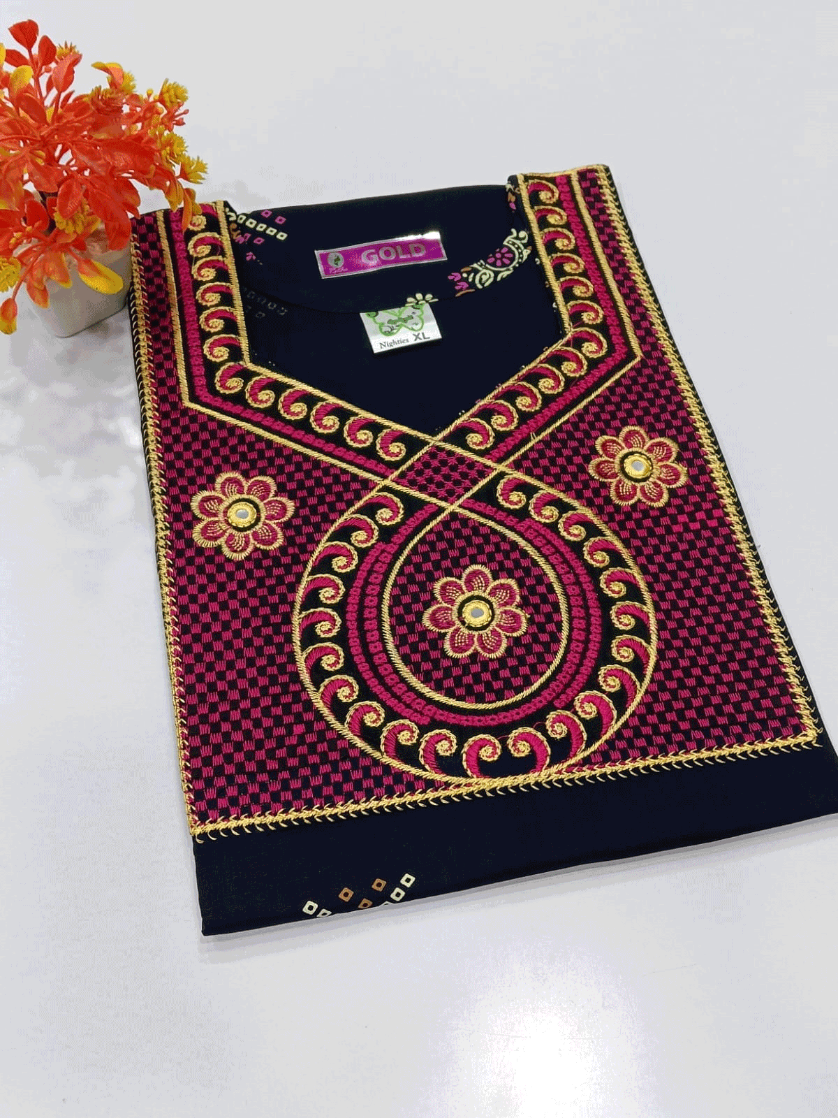Embroidery-Nighty7-1