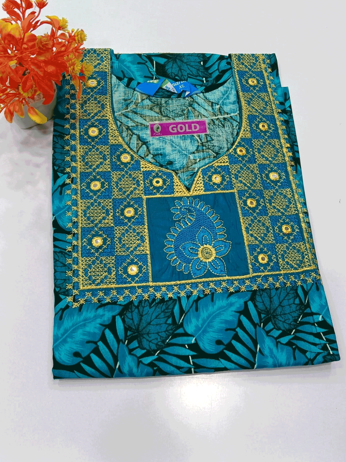 Embroidery-Nighty8-1