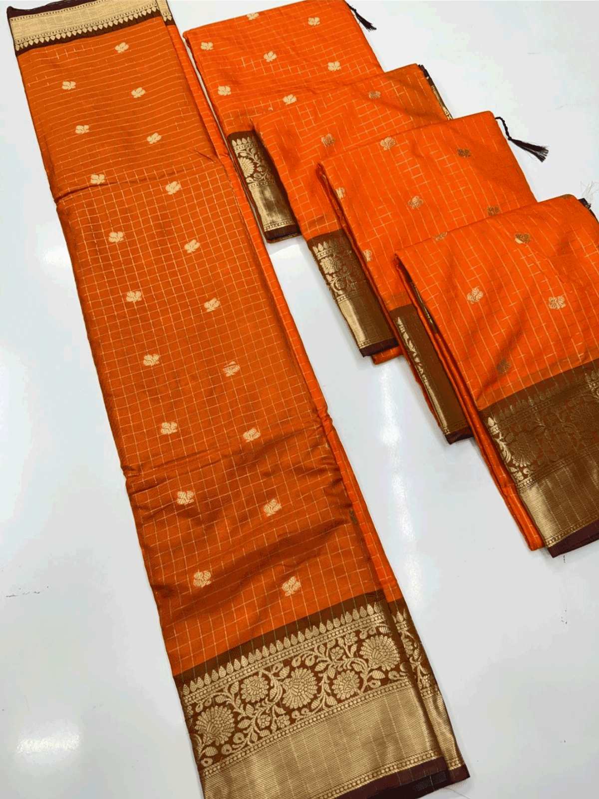 Exclusive Banarasi soft Gadwal Silk Saree1-3